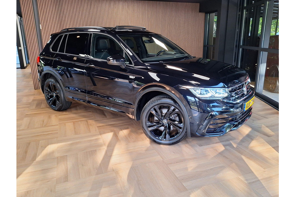 53401812-1.jpg